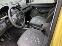 Gebraucht VW Caddy Trendline 75 PS (55 kW) 2011 Gelb Van / Kleinbus