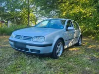 Gebraucht VW Golf IV 105 PS (77 kW) 2000 Silber Kleinwagen
