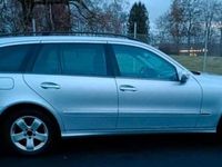 Gebraucht Mercedes E320 Avantgarde 224 PS (164 kW) 2006 Silber Kombi
