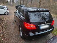 Gebraucht Mercedes B200 136 PS (100 kW) 2012 Schwarz Van / Kleinbus