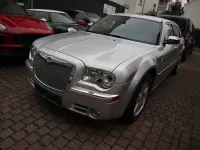 Gebraucht Chrysler 300C Touring 249 PS (183 kW) 2006 Bright silver (metallic) Kombi