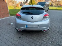 Gebraucht Renault Mégane Coupé R.S. 265 PS (194 kW) 2015 Silber Coupé