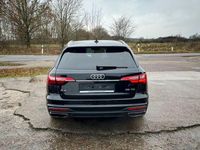 Gebraucht Audi A4 Comfort 163 PS (119 kW) 2022 Schwarz Kombi