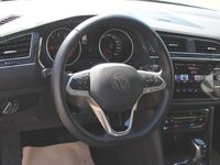 gebraucht VW Tiguan Life 1.5 TSI DSG Business Premium beheizbares Lenkrad