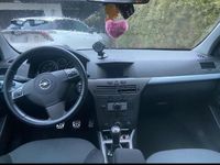 Gebraucht Opel Astra Edition 125 PS (91 kW) 2005 Grau Kombi