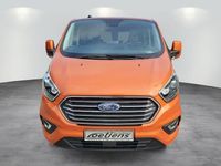 Gebraucht Ford Tourneo Titanium 131 PS (96 kW) 2022 Hokkaido orange Van / Kleinbus