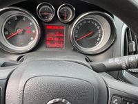 Gebraucht Opel Astra 110 PS (80 kW) 2015 Weiß Limousine