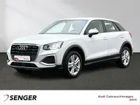 Gebraucht Audi Q2 Advanced Plus 190 PS (139 kW) 2023 Gletscherweiß metallic SUV