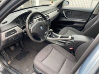 gebraucht BMW 320 i Kombi