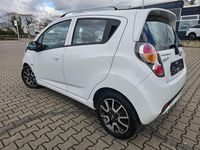 Gebraucht Chevrolet Spark LS 68 PS (50 kW) 2012 Weiß Kleinwagen