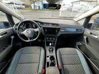 gebraucht VW Touran IQ.DRIVE 2.0 TDI DSG LED ACC AHK
