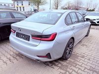 Gebraucht BMW 330e Advantage 252 PS (185 kW) 2020 Silber Limousine