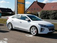 Gebraucht Hyundai Ioniq Premium 88 kW (120 PS) 2018 Weiß Kleinwagen
