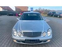 Gebraucht Mercedes E220 150 PS (110 kW) 2003 Silber Limousine