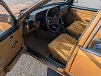 Second-hand Opel Commodore S 116 CP (85 kW) 1977 Auriu Coupe