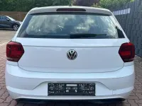 Gebraucht VW Polo Comfortline 80 PS (58 kW) 2019 Weiß Kleinwagen