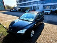 Gebraucht Ford Focus Titanium 145 PS (106 kW) 2006 Blau Kombi