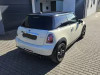 Używany Mini Cooper 122 KM (89 kW) 2011 Beżowy Hatchback