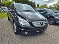 Gebraucht Mercedes B180 116 PS (85 kW) 2011 Schwarz Van / Kleinbus
