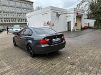 gebraucht BMW 318 i E90 2007 Limousine