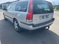 Gebraucht Volvo V70 Kinetic 163 PS (119 kW) 2005 Silber Kombi