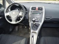 Gebraucht Toyota Auris Sol 124 PS (91 kW) 2007 Grau Kleinwagen