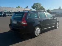 Usado Volvo V50 179 CV (131 kW) 2007 Negro Familiar