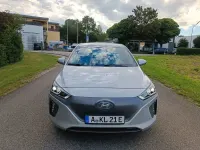 Gebraucht Hyundai Ioniq Premium 88 kW (120 PS) 2018 Silber Kleinwagen