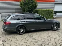 Gebraucht Mercedes E220 Avantgarde 170 PS (125 kW) 2016 Grau Limousine