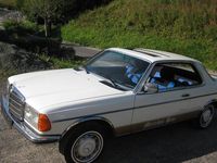 Gebraucht Mercedes 230 136 PS (100 kW) 1982 Weiß Coupé