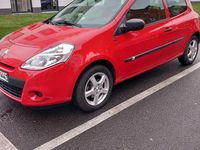 Gebraucht Renault Clio IV 75 PS (55 kW) 2012 Rot Limousine