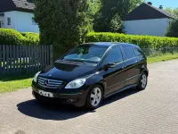 Gebraucht Mercedes B200 140 PS (102 kW) 2006 Schwarz Van / Kleinbus