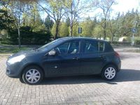 Gebraucht Renault Clio IV 75 PS (55 kW) 2012 Grau Kleinwagen