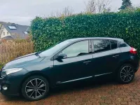 Gebraucht Renault Mégane III Bose Edition 116 PS (85 kW) 2013 Schwarz Limousine