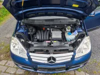 Gebraucht Mercedes A160 Avantgarde 90 PS (66 kW) 2010 Blau Kleinwagen