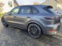 Gebraucht Porsche Cayenne S 441 PS (324 kW) 2020 Quarzitgraumetallic SUV