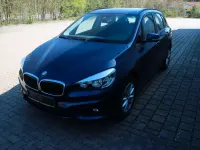 Gebraucht BMW 216 Active Tourer Basis 116 PS (85 kW) 2015 Blau Van / Kleinbus