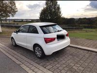 Gebraucht Audi A1 125 PS (91 kW) 2011 Beige Kleinwagen