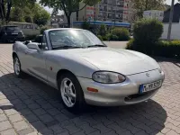 Second-hand Mazda MX5 140 CP (102 kW) 2000 Argintiu Cabrio