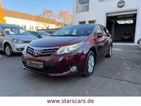 Gebraucht Toyota Avensis Life 147 PS (108 kW) 2012 Rot Limousine