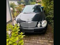 Gebraucht Mercedes E200 163 PS (119 kW) 2005 Schwarz Limousine