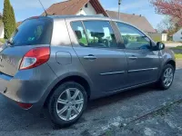 Gebraucht Renault Clio II Dynamique 75 PS (55 kW) 2011 Grau Limousine