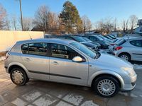 Gebraucht Opel Astra Sport 105 PS (77 kW) 2005 Silber Limousine