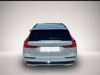 Gebraucht Volvo V60 Plus 455 PS (334 kW) 2024 Manufacturer Kombi