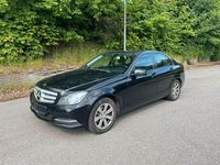 Second-hand Mercedes C200 136 CP (100 kW) 2012 Negru Berlinǎ