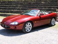 Gebraucht Jaguar XK8 284 PS (208 kW) 1997 Rot Cabrio
