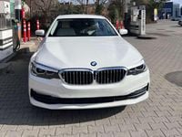 Second-hand BMW 520 Luxury Line 184 CP (135 kW) 2018 Alb Berlinǎ