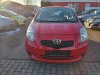 Gebraucht Toyota Yaris Basis 69 PS (50 kW) 2008 Rot Kleinwagen