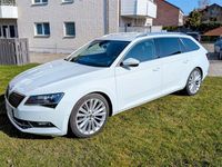 Gebraucht Skoda Superb Style 190 PS (139 kW) 2016 Weiß Kombi