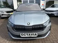 Neu Skoda Octavia SportLine 204 PS (150 kW) 2026 Smokey diamondsilber metallic Kombi